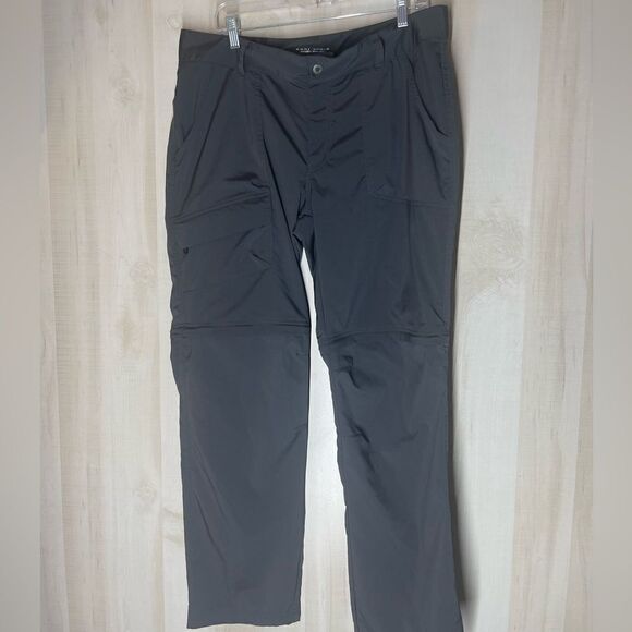 Columbia gray pants/shorts Omni shield advanced repellancy, size‎ 12 short - Picture 1 of 15